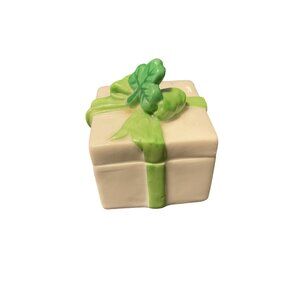 Vintage Ceramic Gift Box Trinket Holder With Green Ribbon & Shamrock